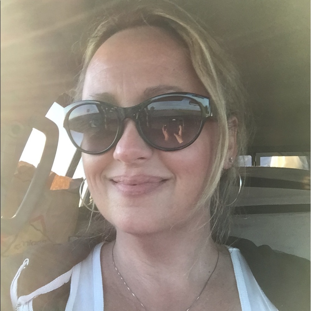 Meet your Posher, Beth